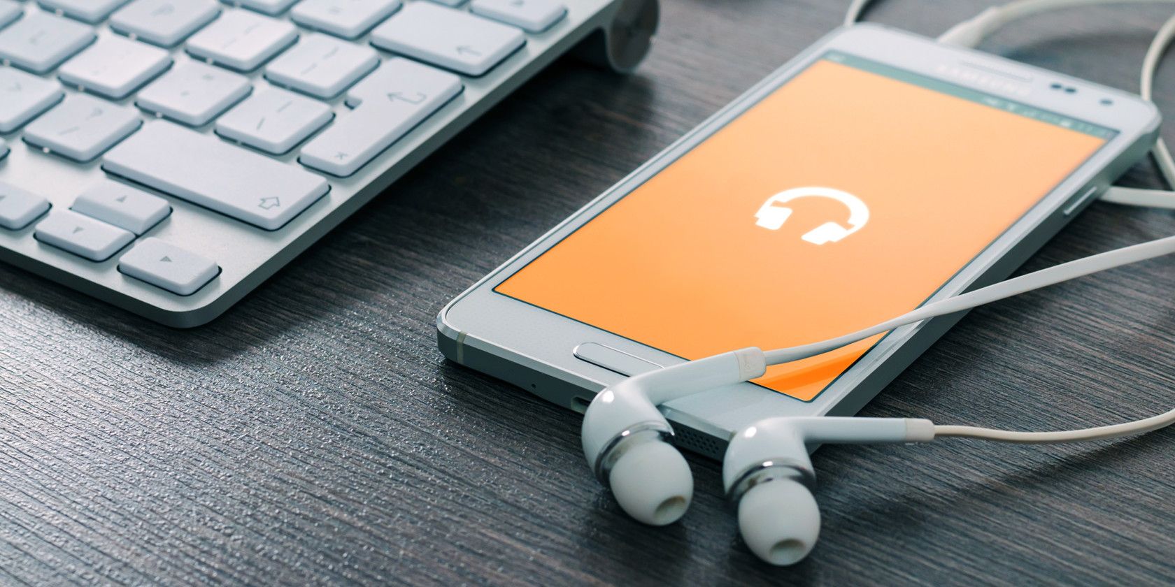 The 3 Best Music Recognition Apps To Find Songs By Their Tune It allows identifying almost any unknown piece of music recording easily by means of a sophisticated proprietary audio fingerprinting algorithm. music recognition apps to find songs