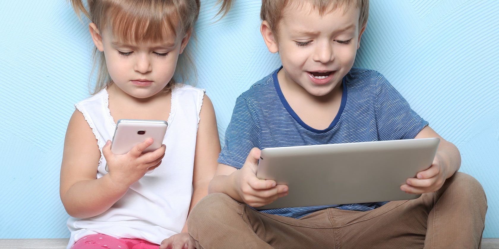 5 Dangerous Mobile Apps Your Children Should Not Be Using - fact check does the ipad app roblox dangerously expose children