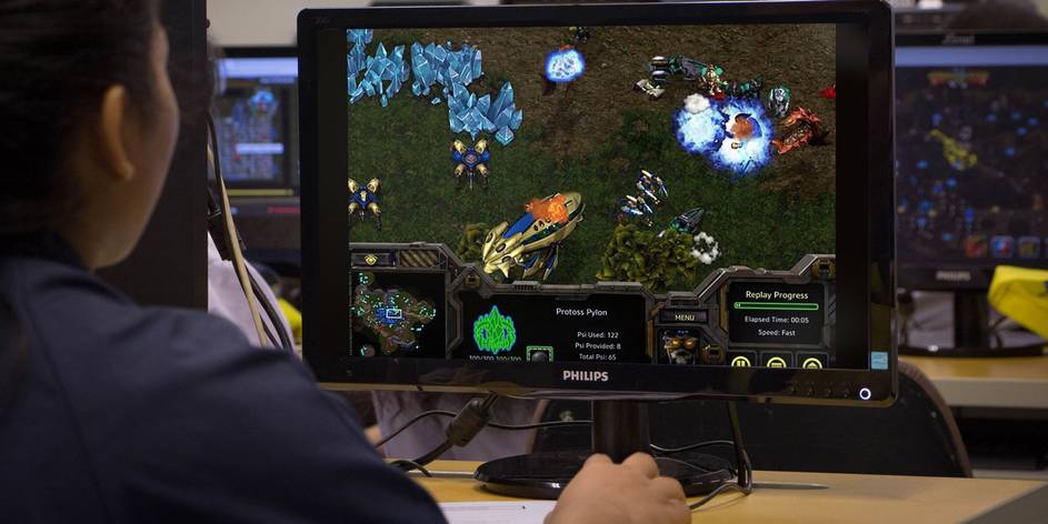 How To Run Old Games And Software On Windows 10 Makeuseof