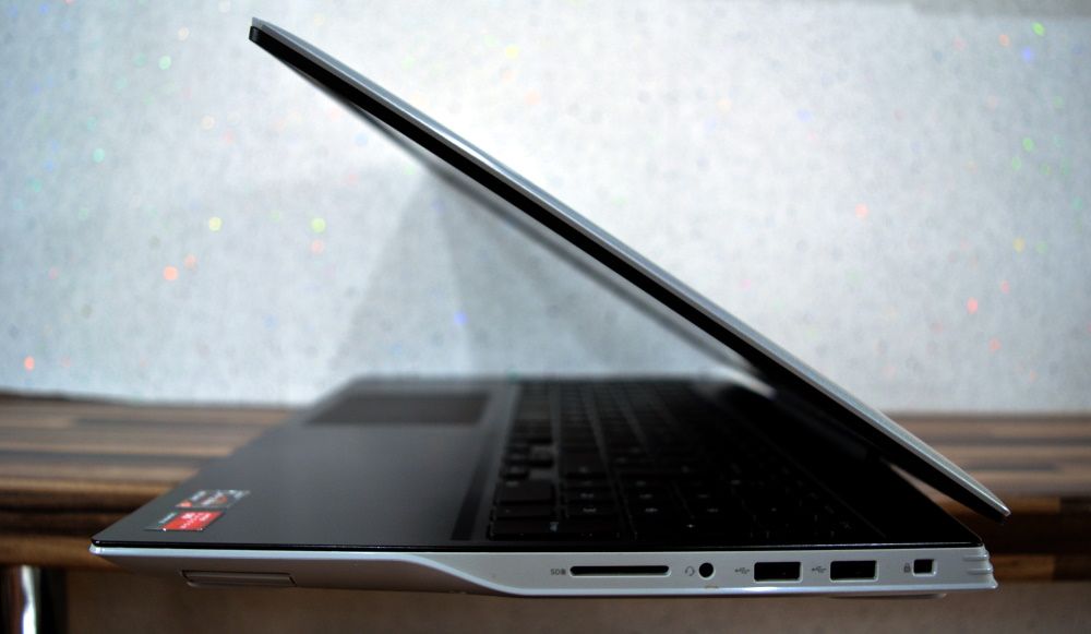 muo dell g5 5505SE side - Il Dell G5 5505 SE può soddisfare le esigenze di gioco del tuo laptop?