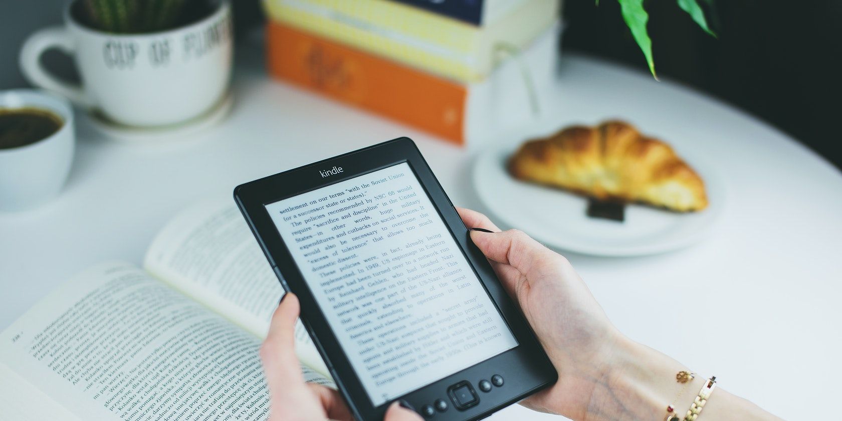 How to SHARE Kindle Books With Other Family Members