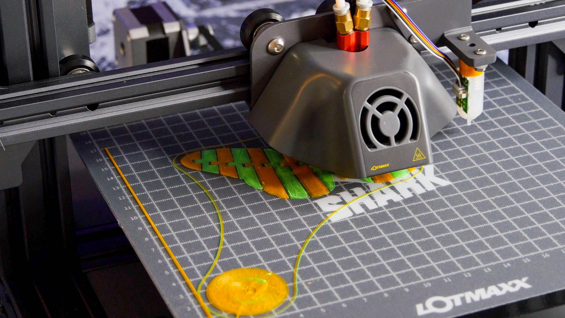 lotmaxx bicolor printing - Lotmaxx SC-10 Shark Review: affidabile stampante 3D per principianti, ma forse salta gli aggiornamenti